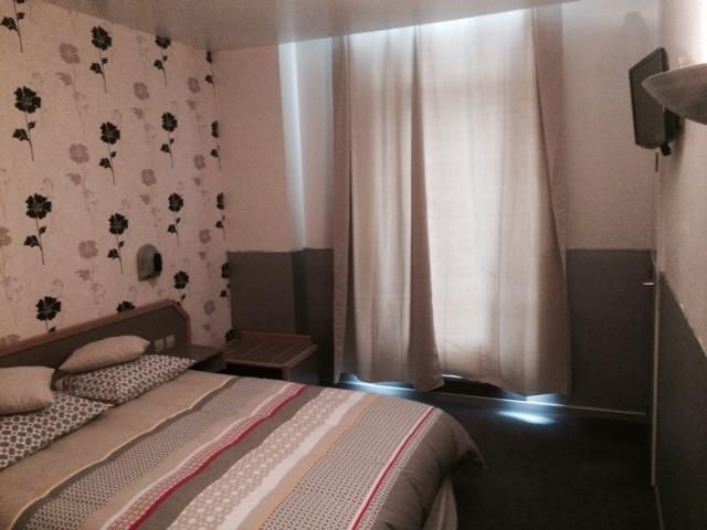 Hotel Le Terminus Villeneuve-sur-Lot Zewnętrze zdjęcie